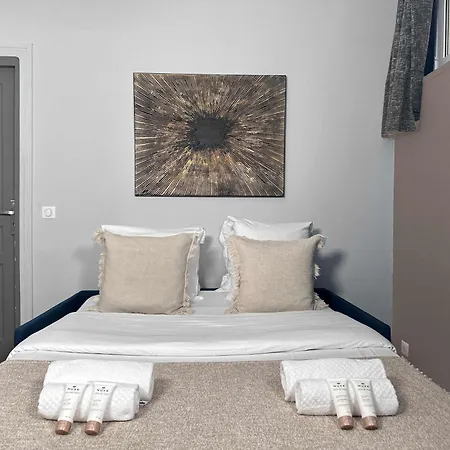 Cosy Hideaway Near Montparnasse * Paris