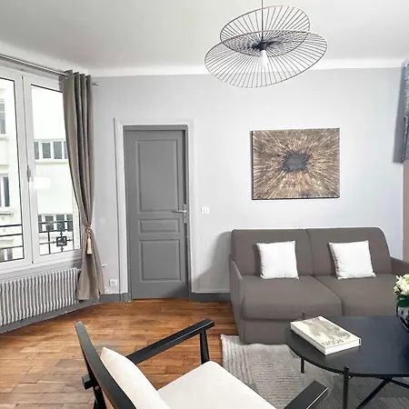 Cosy Hideaway Near Montparnasse Paris