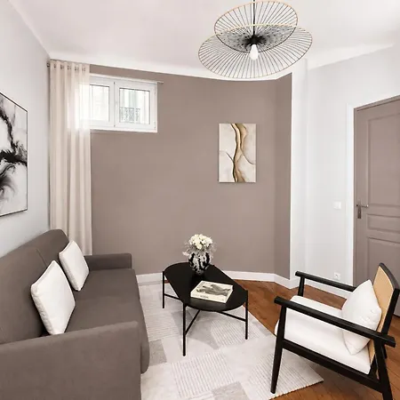 Montparnasse Apartment *